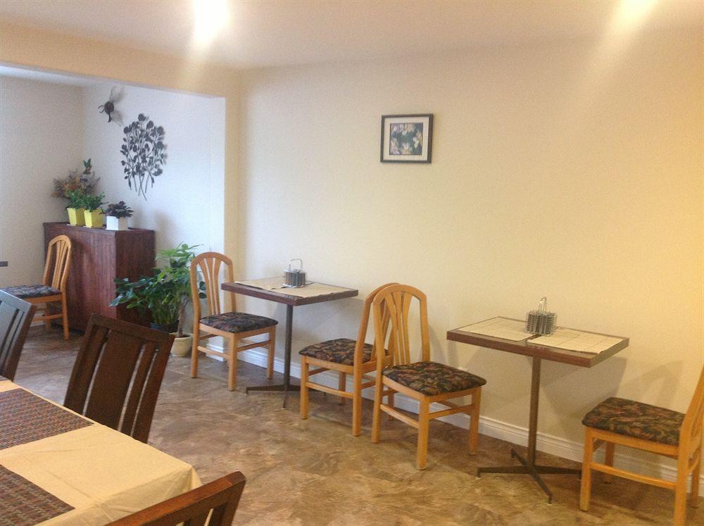 弗雷德里克顿 机场旅馆汽车旅馆 外观 照片
